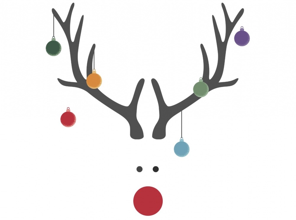 reindeer-with-ornaments 2